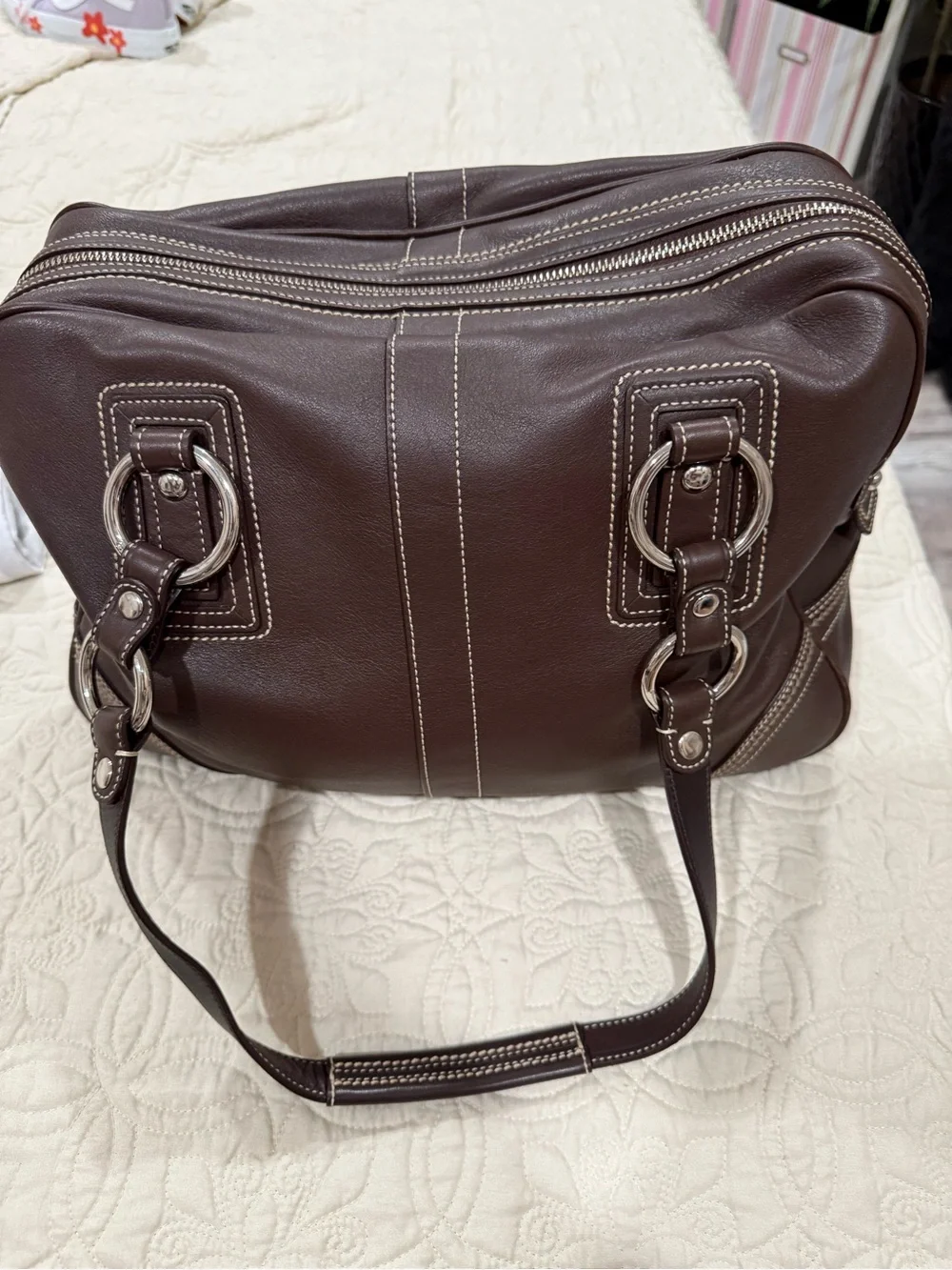 Vintage coach handbag excellent condition great size